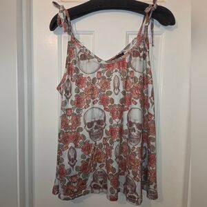 Women's Floral Skulls Flowing Tie Strap Sleeveless Top.  Size 1XL.